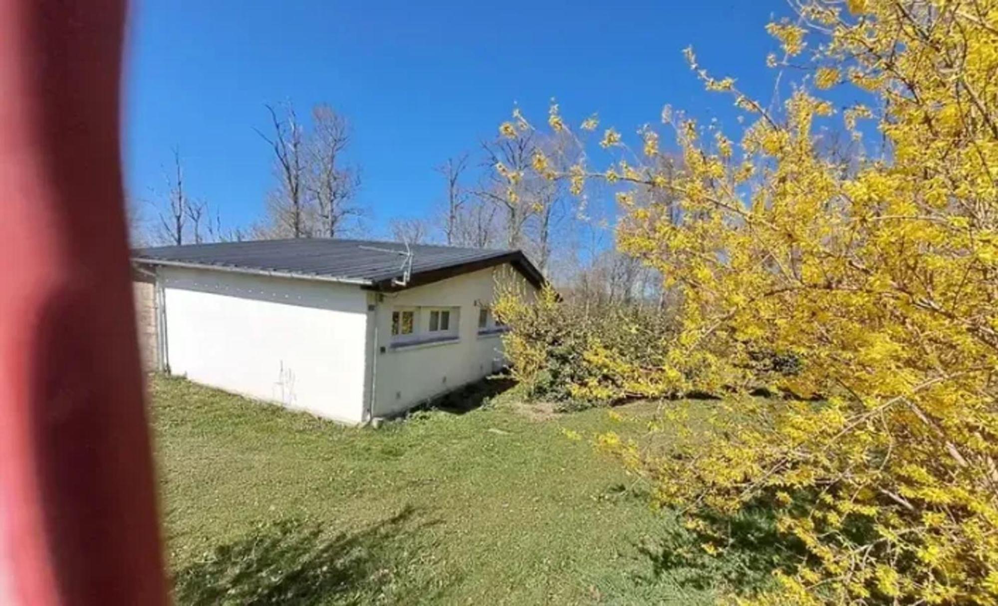 Studio Charmant A Treignac Avec Terrasse De 22 M² Eksteriør billede