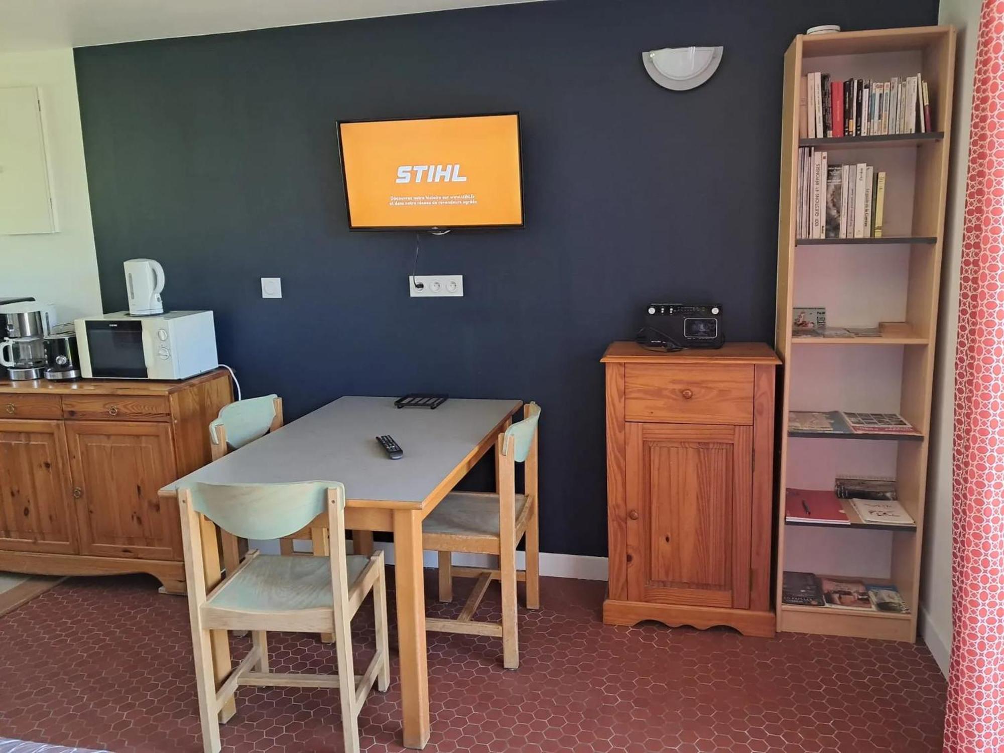 Studio Charmant A Treignac Avec Terrasse De 22 M² Eksteriør billede